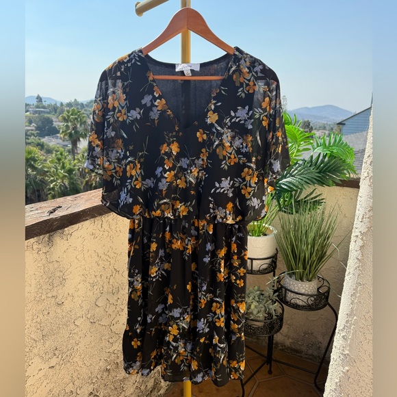 CECE Floral Dress - Picture 1 of 16